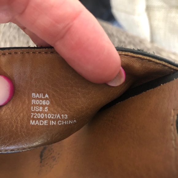 Calvin Klein Black Leather Dark Brown heel Baila Platform shoes size 8.5 - Picture 6 of 6